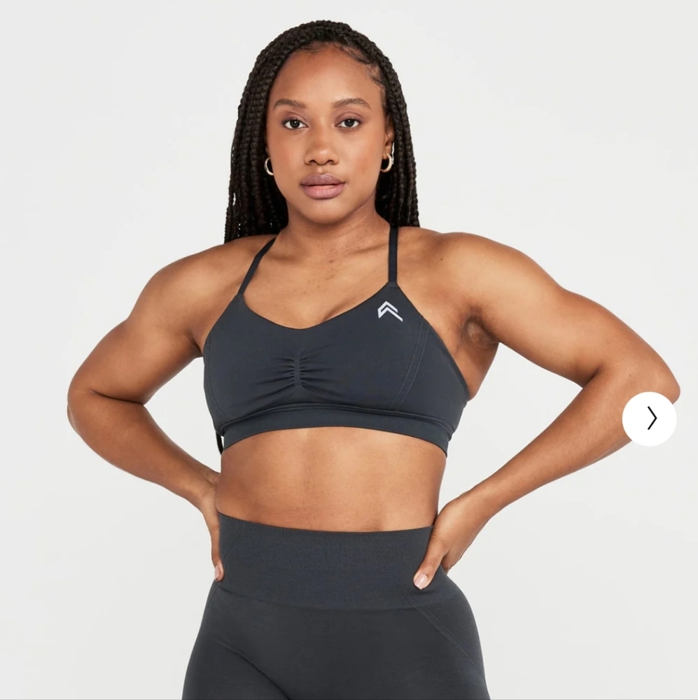 Effortless Micro Brallete